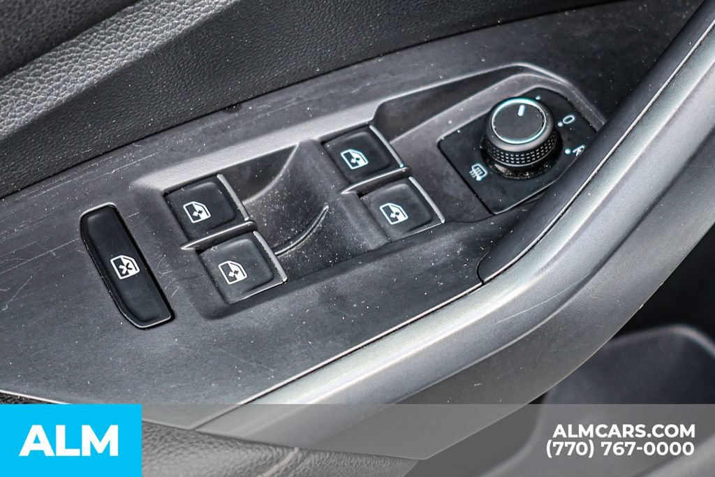 Used 2024 Volkswagen Jetta SE FWD image 42