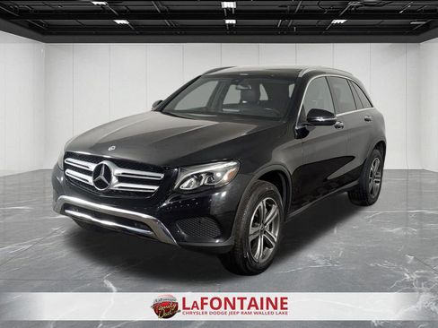 Used 2019 Mercedes-Benz GLC 300 4MATIC image 1