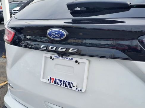 Used 2023 Ford Edge SEL AWD/4WD image 28