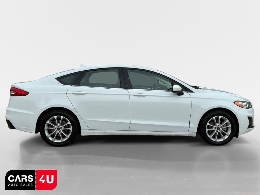 Used 2020 Ford Fusion SE FWD image 8