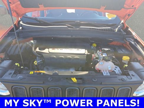 Used 2017 Jeep Renegade Trailhawk w/ Premium Trailhawk Package image 33