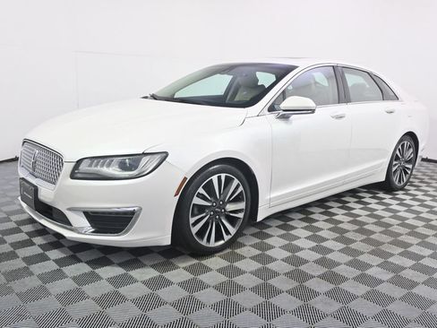 Used 2017 Lincoln MKZ Reserve w/ Climate Package AWD/4WD image 2