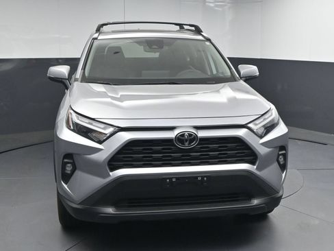Used 2022 Toyota RAV4 XLE Premium FWD image 2