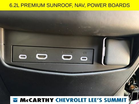 Used 2022 Cadillac Escalade ESV Premium Luxury Platinum AWD/4WD image 39