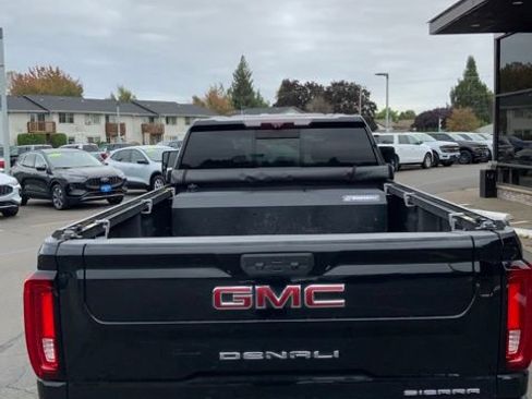 Used 2021 GMC Sierra 3500 Denali w/ Denali Black Diamond Edition AWD/4WD image 6