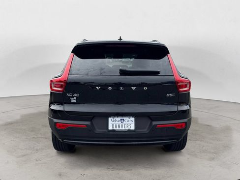 Used 2026 Volvo XC40 B5 Plus AWD/4WD image 5