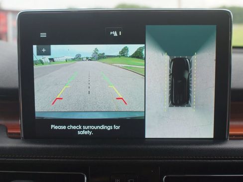 Used 2023 Lincoln Aviator Reserve w/ Equipment Group 201A AWD/4WD image 8