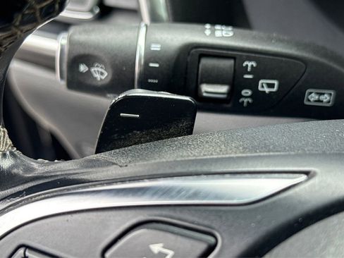 Used 2017 INFINITI QX30 Premium w/ Technology Package image 36