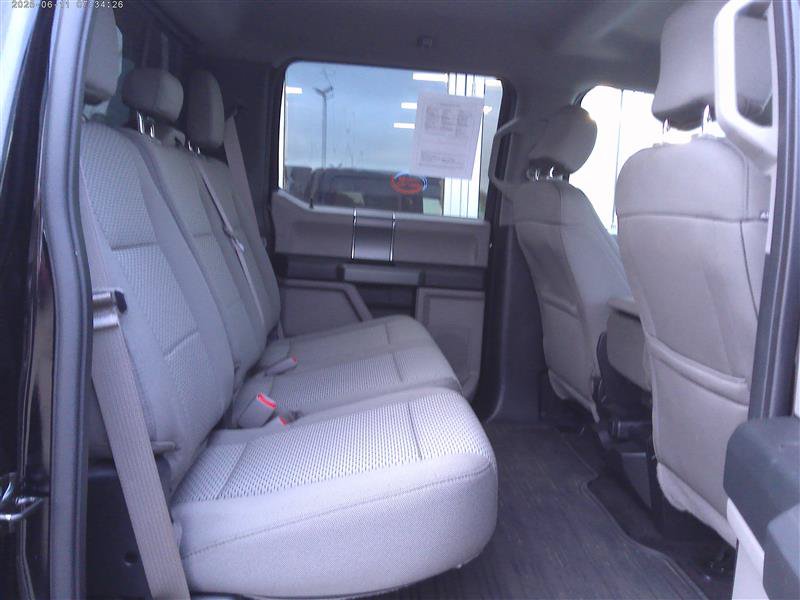 Used 2016 Ford F150 XLT w/ Equipment Group 302A Luxury AWD/4WD image 8