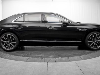 New 2026 Bentley Flying Spur V8