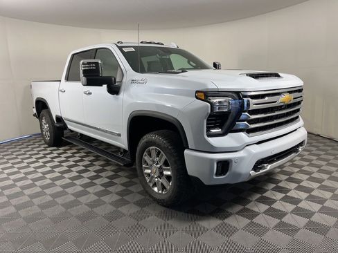 New 2026 Chevrolet Silverado 2500 High Country w/ High Country Premium Package image 6