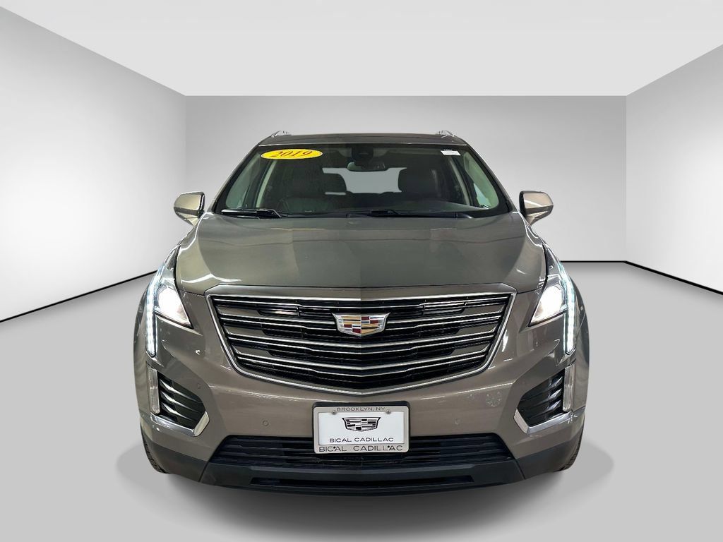 Used 2019 Cadillac XT5 Luxury FWD image 8
