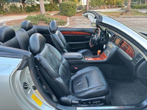 Used 2002 Lexus SC 430 Convertible image 19