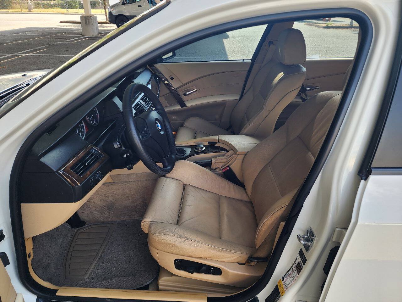 Used 2006 BMW 530xi Wagon AWD/4WD image 20