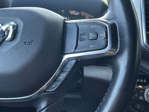 Used 2024 RAM 1500 Laramie image 26