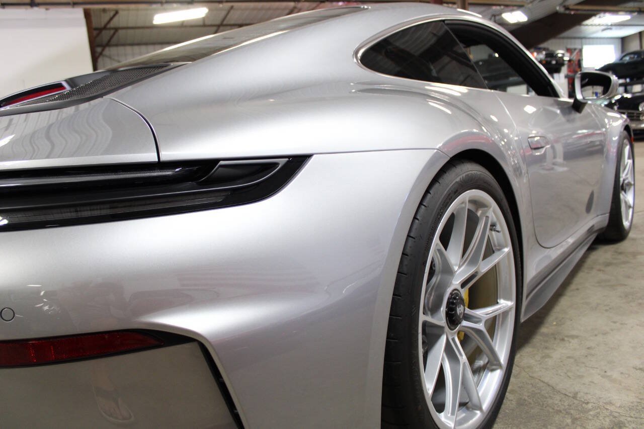 Used 2026 Porsche 911 GT3 RWD image 12