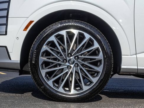 Used 2026 Hyundai Palisade Calligraphy FWD image 38