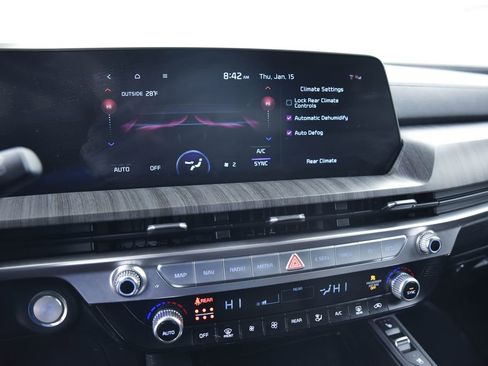 Used 2024 Kia Telluride EX image 23