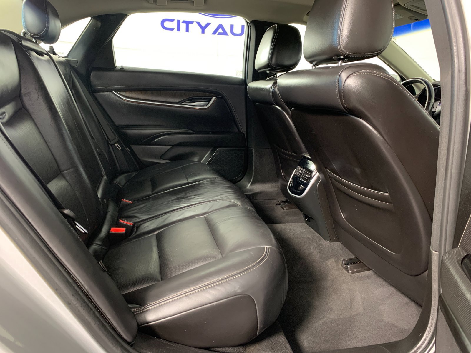 Used 2018 Cadillac XTS Luxury FWD image 37