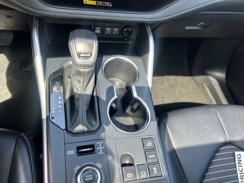 Certified 2025 Toyota Highlander XSE AWD/4WD image 27