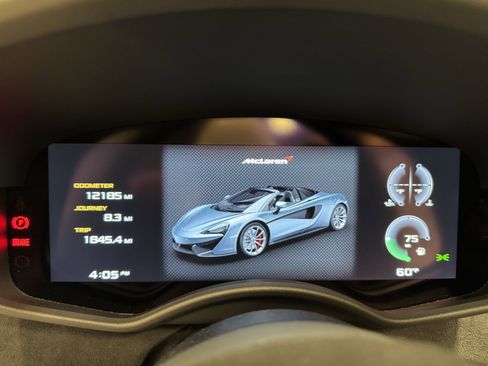 Used 2018 McLaren 570S Spider image 16