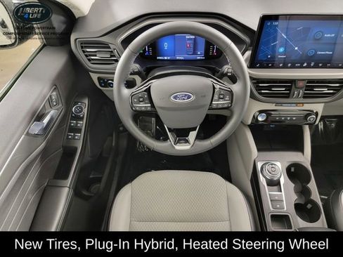 Used 2023 Ford Escape SE FWD image 25