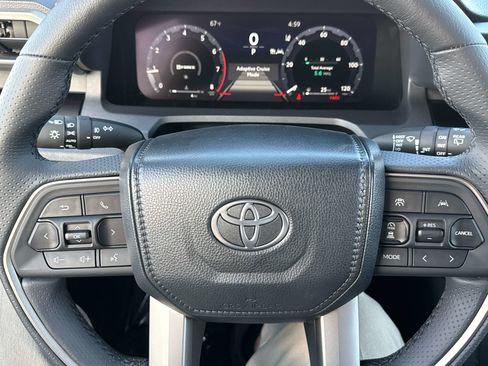 New 2026 Toyota 4Runner Limited AWD/4WD image 23