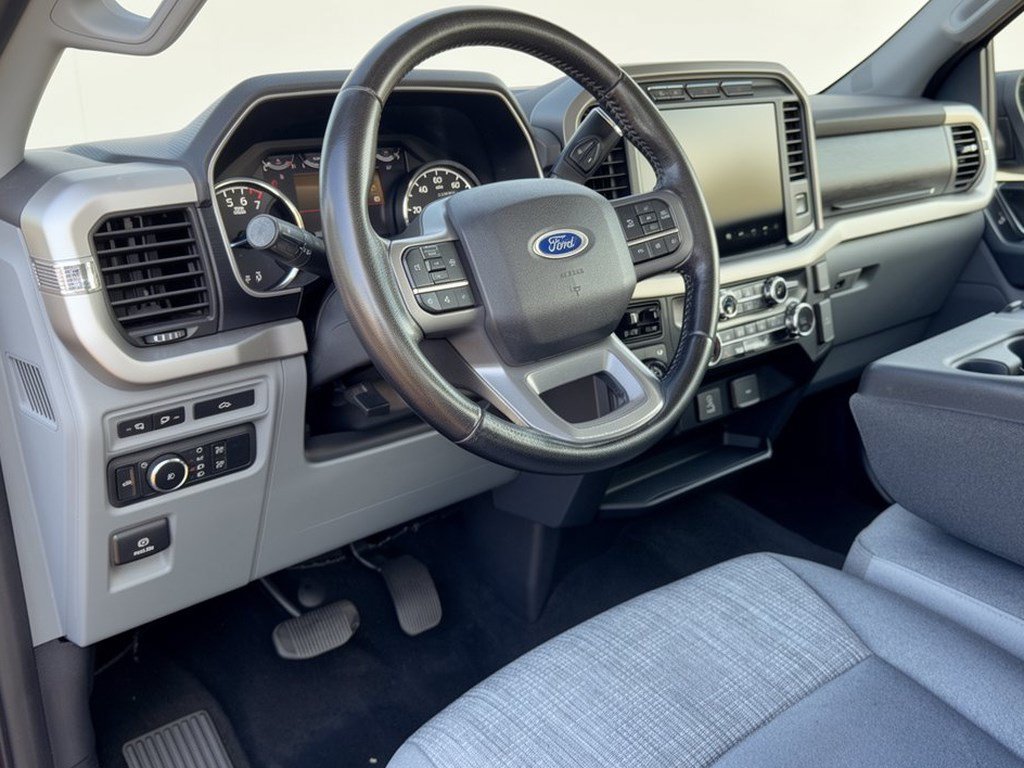 Used 2021 Ford F150 XLT w/ Equipment Group 302A High AWD/4WD image 4