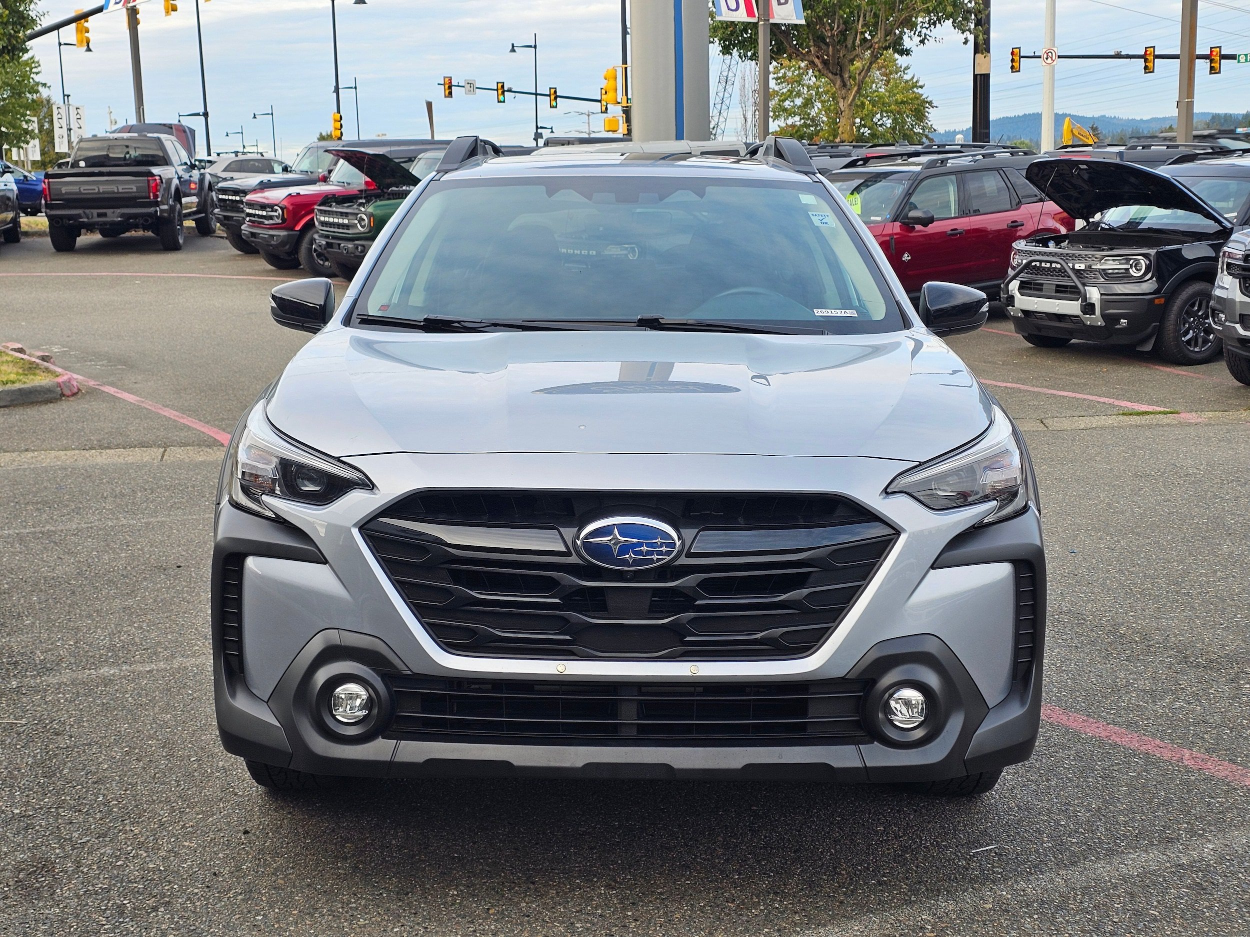 Used 2024 Subaru Outback Onyx Edition XT AWD/4WD image 2