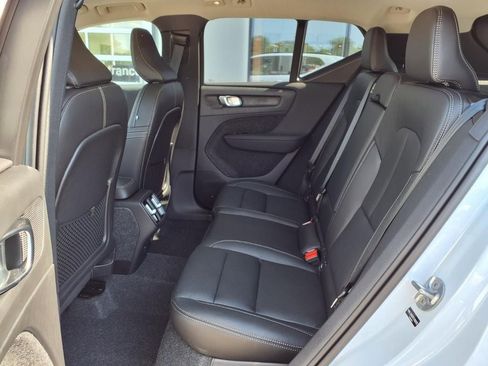 New 2026 Volvo XC40 B5 Plus w/ Climate Package AWD/4WD image 8