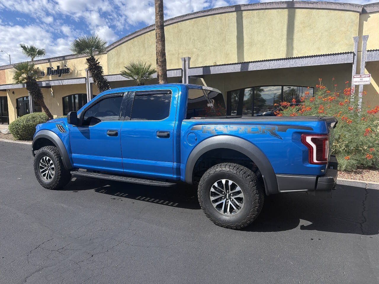 Used 2019 Ford F150 Raptor AWD/4WD image 4
