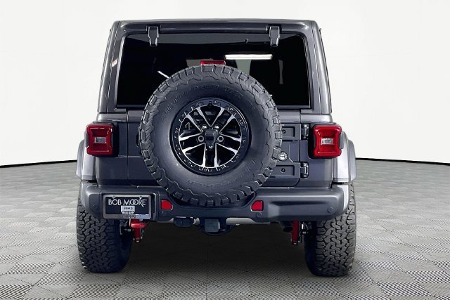 New 2026 Jeep Wrangler Unlimited Rubicon AWD/4WD image 4