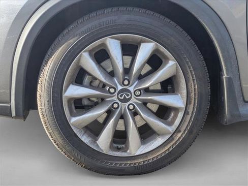 Used 2020 INFINITI QX50 Essential w/ Convenience Package image 9