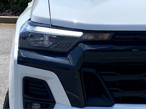 New 2025 Chevrolet Colorado Z71 w/ Technology Package image 20