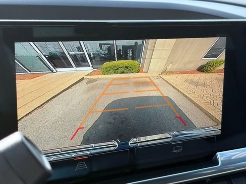 Used 2024 GMC Sierra 1500 Elevation image 13