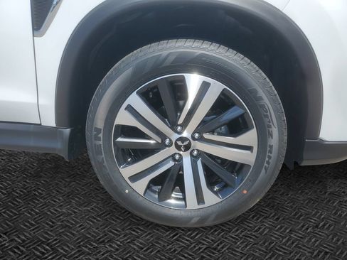 New 2026 Mitsubishi Outlander Sport SE AWD/4WD image 11