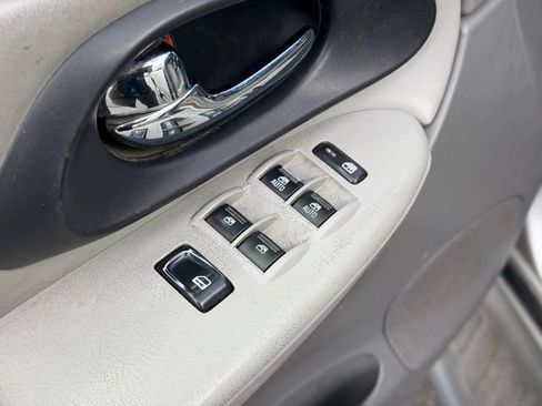 Used 2006 Chevrolet TrailBlazer 4WD image 17