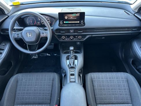 Used 2023 Honda HR-V LX image 14