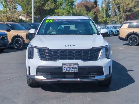Certified 2025 Kia Sorento S AWD/4WD image 8