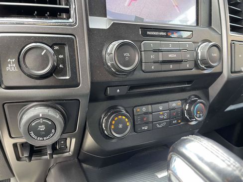 Used 2018 Ford F150 XLT w/ Equipment Group 302A Luxury AWD/4WD image 14
