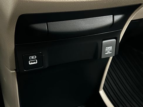 Used 2022 Honda Odyssey EX-L image 9