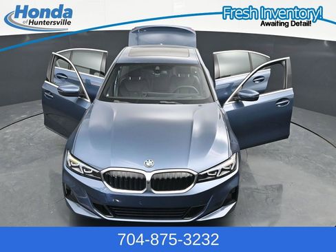 Used 2025 BMW 330i Sedan w/ M Sport Package image 29