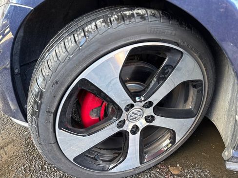 Used 2015 Volkswagen GTI Autobahn image 35