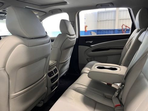 Used 2017 Acura MDX FWD w/ Technology Package image 18