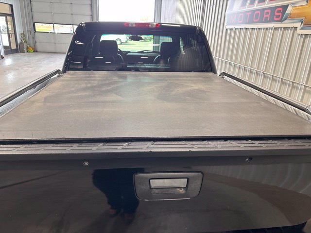 Used 2009 GMC Sierra 1500 SLT w/ All-Terrain Package AWD/4WD image 8