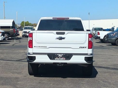 Used 2023 Chevrolet Silverado 1500 RST RWD image 7
