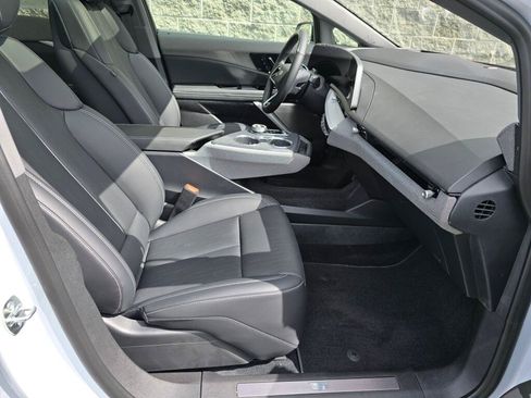 New 2026 Cadillac Optiq Luxury 2 AWD/4WD image 17