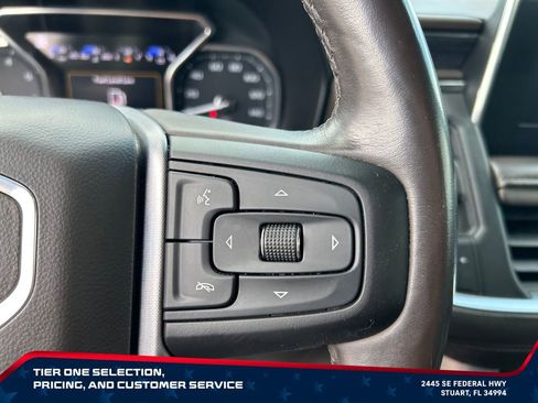 Used 2021 GMC Yukon SLT w/ SLT Premium Package RWD image 17