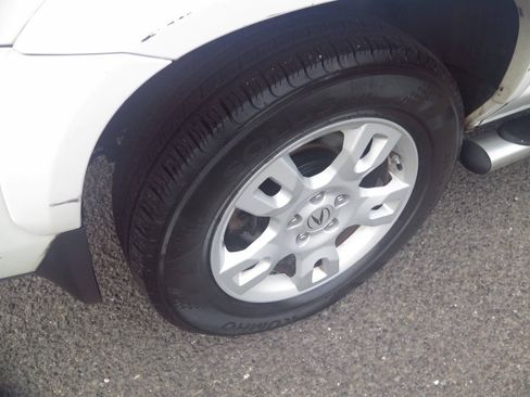Used 2004 Acura MDX Touring AWD/4WD image 32