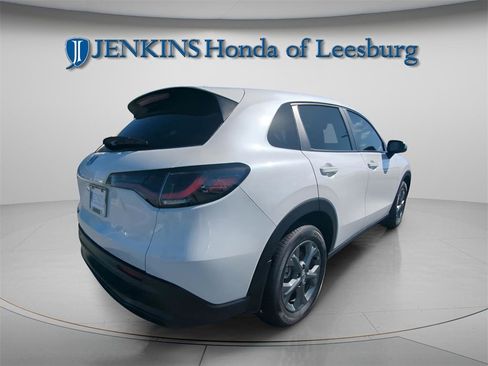 New 2026 Honda HR-V LX image 5